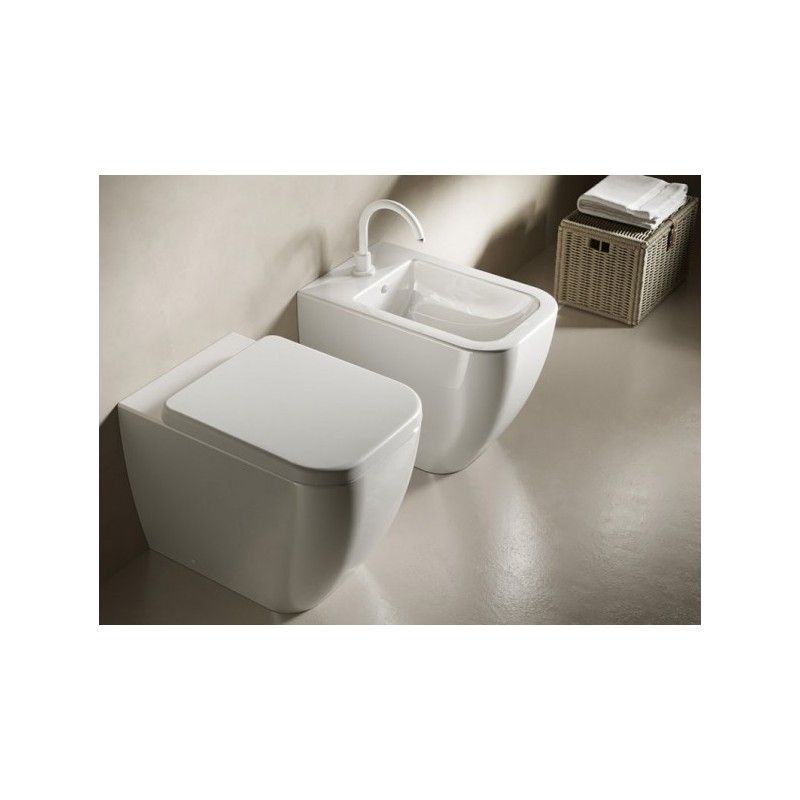 BIANCA BACK TO WALL WC  RIMLESS SHIFTED Hatria WHITE MATT